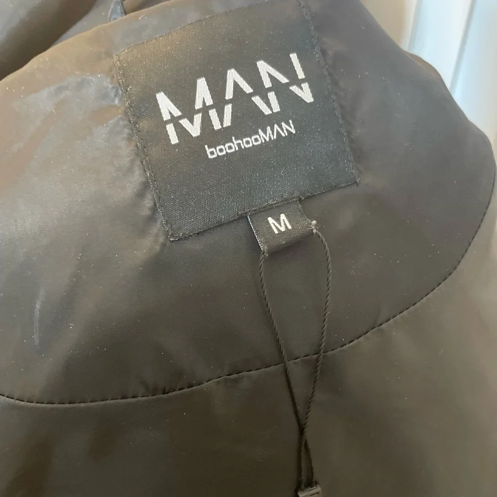 MAN BOOHOO stay warm